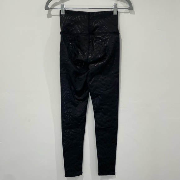 NWT Terez TLC Leggings in Zebra Foil - Picture 7 of 12